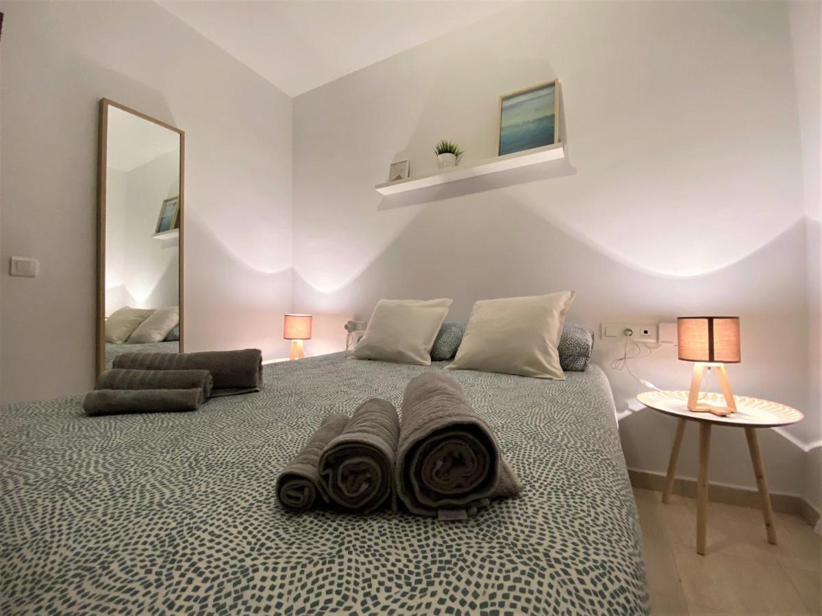 Apartamento Felipe Neri 10 Málaga Esterno foto